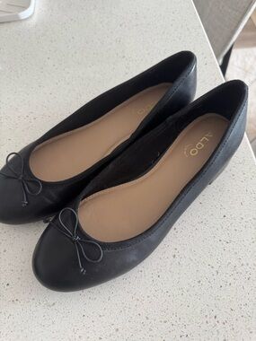 ALDO Black heeled Ballet Flats with Bow